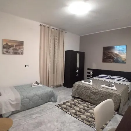 Rolando 20b ゲストハウス *